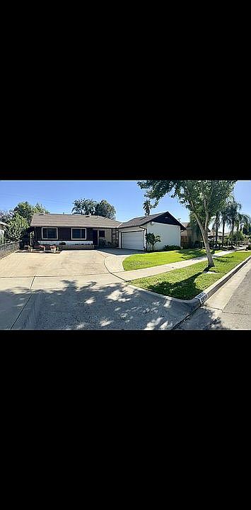 1st image of 2998 E Willis Ave