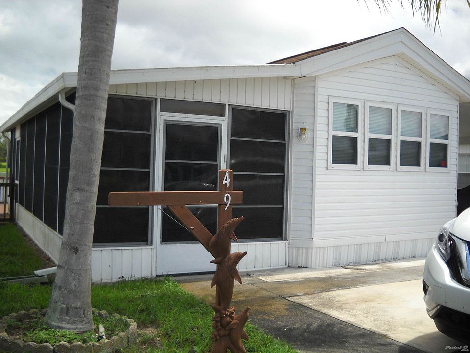 front of house from street