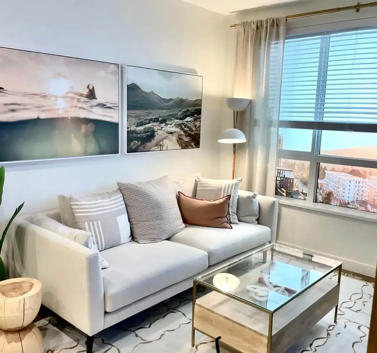 1 bed, 576 sqft, $2,145 — Photo 2