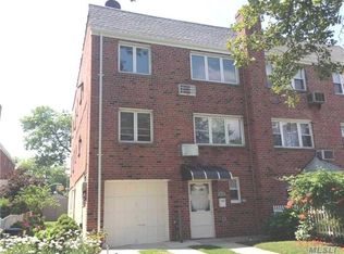16062 21st Ave, Whitestone, NY 11357