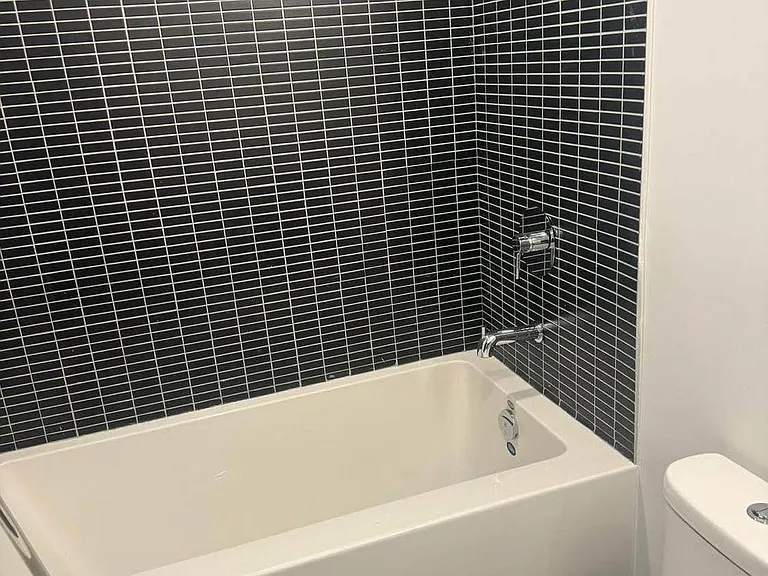1 Jarvis St #428 — Photo 8
