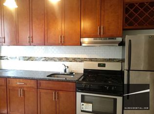 3174 23rd St #4F, Astoria, NY 11106