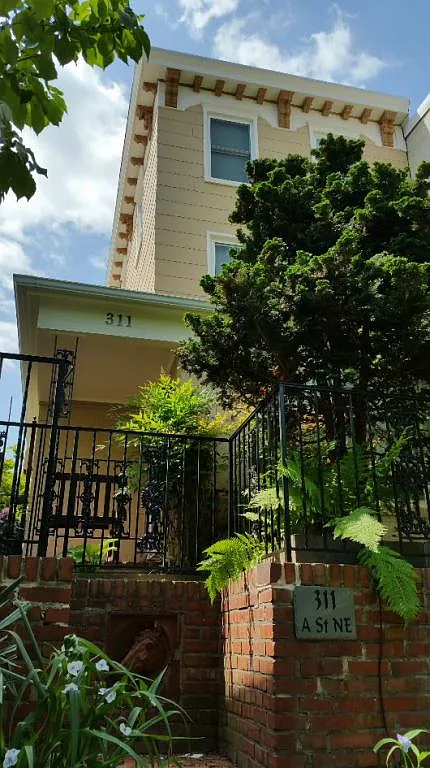 311 A St NE — Photo 1