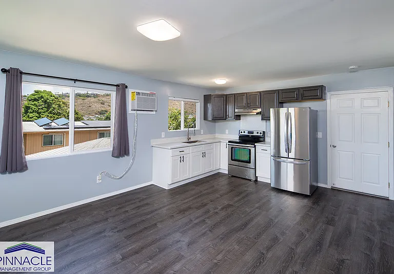 3533 Hinahina St — Photo 3