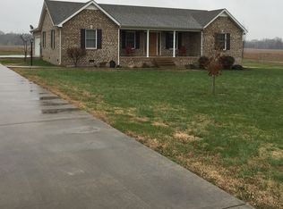 2673 Six Mile Board Rd, Belvidere, TN 37306