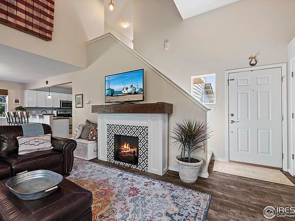 3rd image of 6909 Lyeena Ct