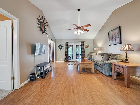 3rd image of 2805 Barksdale Ln