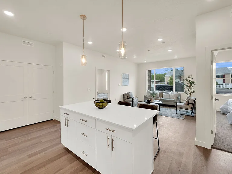 155 E 900 S #307 — Photo 26
