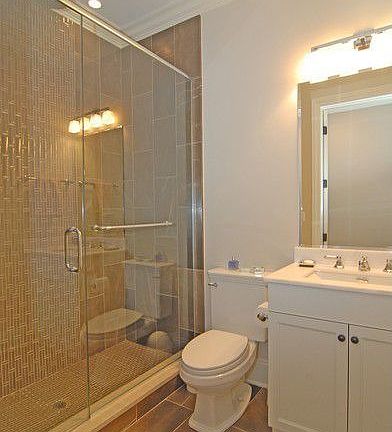 5th image of 1725 N Burling St #4