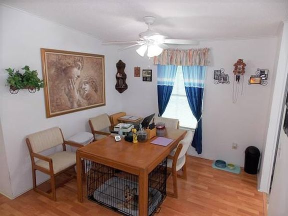 5th image of 1744 Conifer Ave