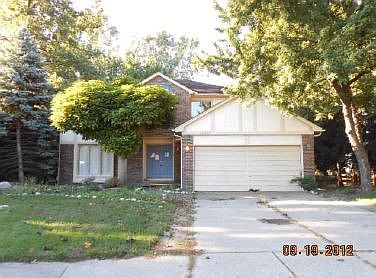 1st image of 42377 Cannon Dr