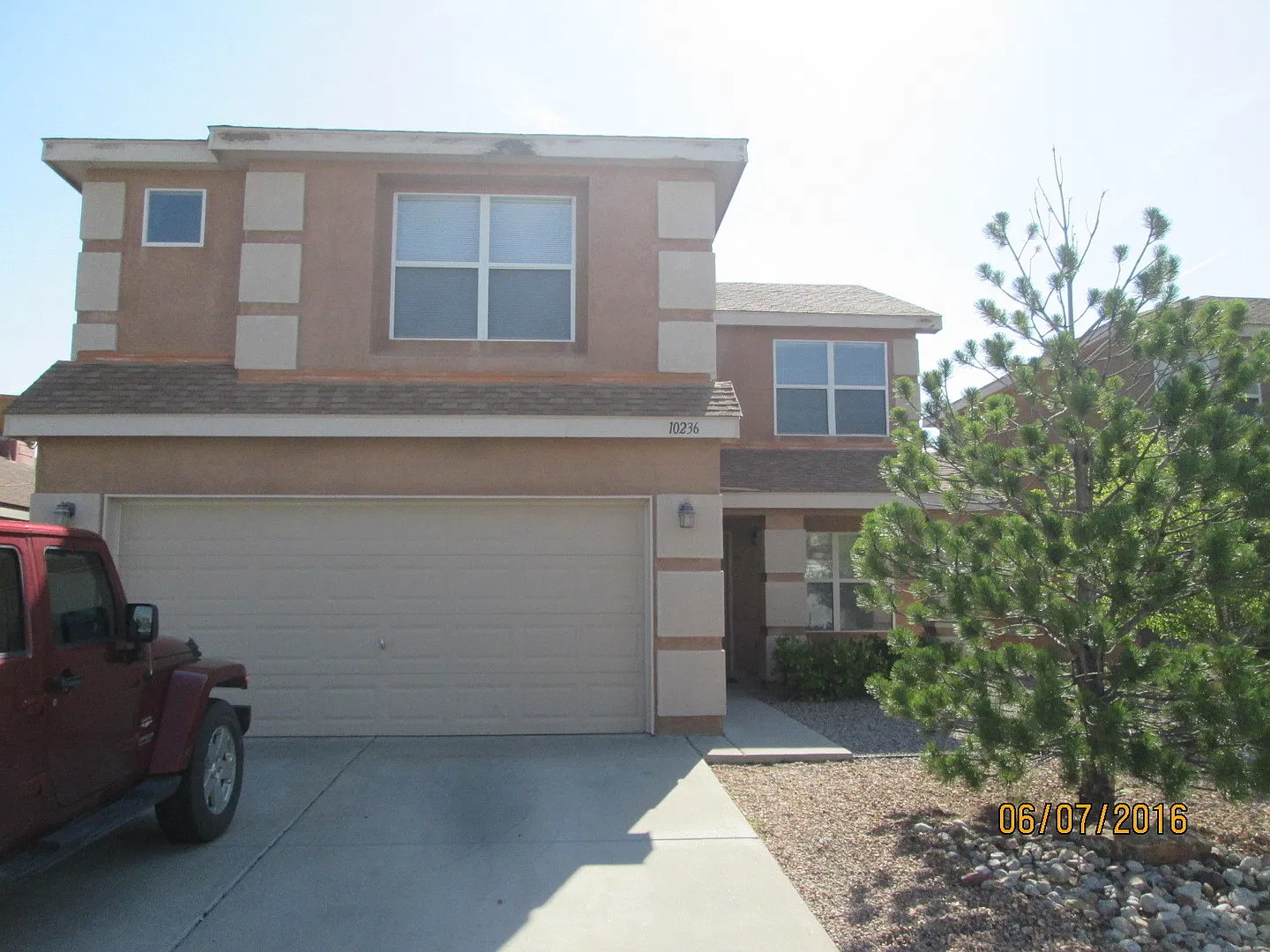 Four Bedroom 2 1/2 bath 2 level 2150SF Ventana Ranch NW — Photo 1