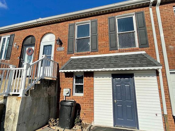 3rd image of 10830 W Pelle Cir