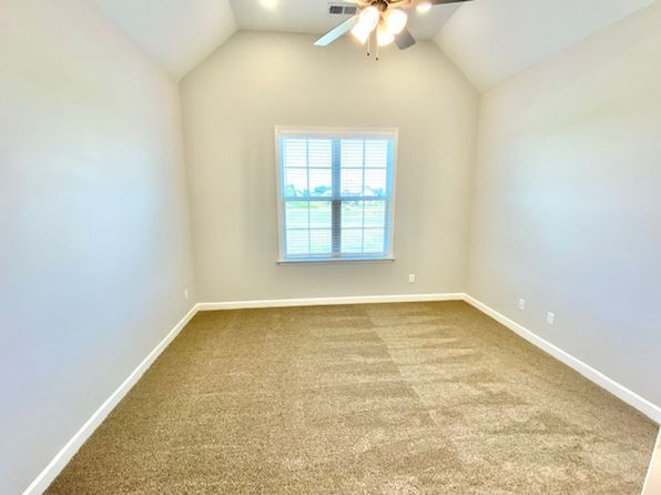 285 Azalea Dr