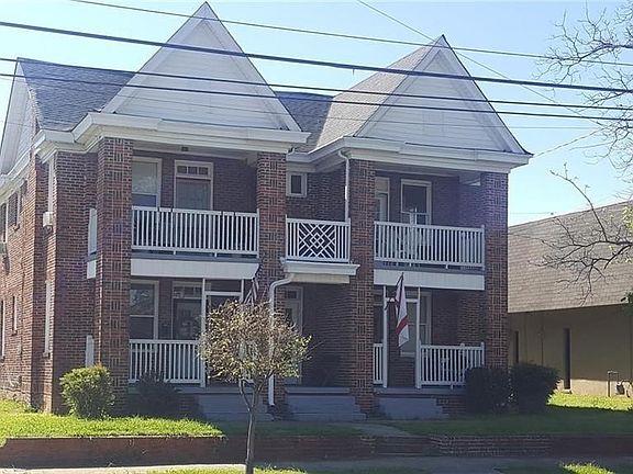 2nd image of 456 S Hull St