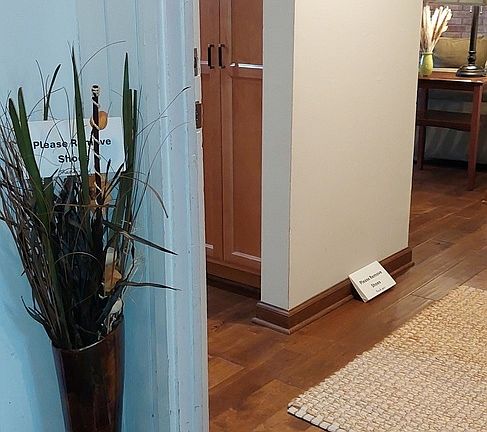 2nd image of 5505 Lakeside Dr APT 1F