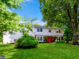 36 Merion Dr, Manalapan, NJ 07726