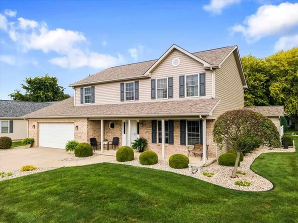 531 Lissaaron Dr, Winchester, IN 47394