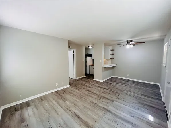 8803 Timberside Dr, Houston, TX