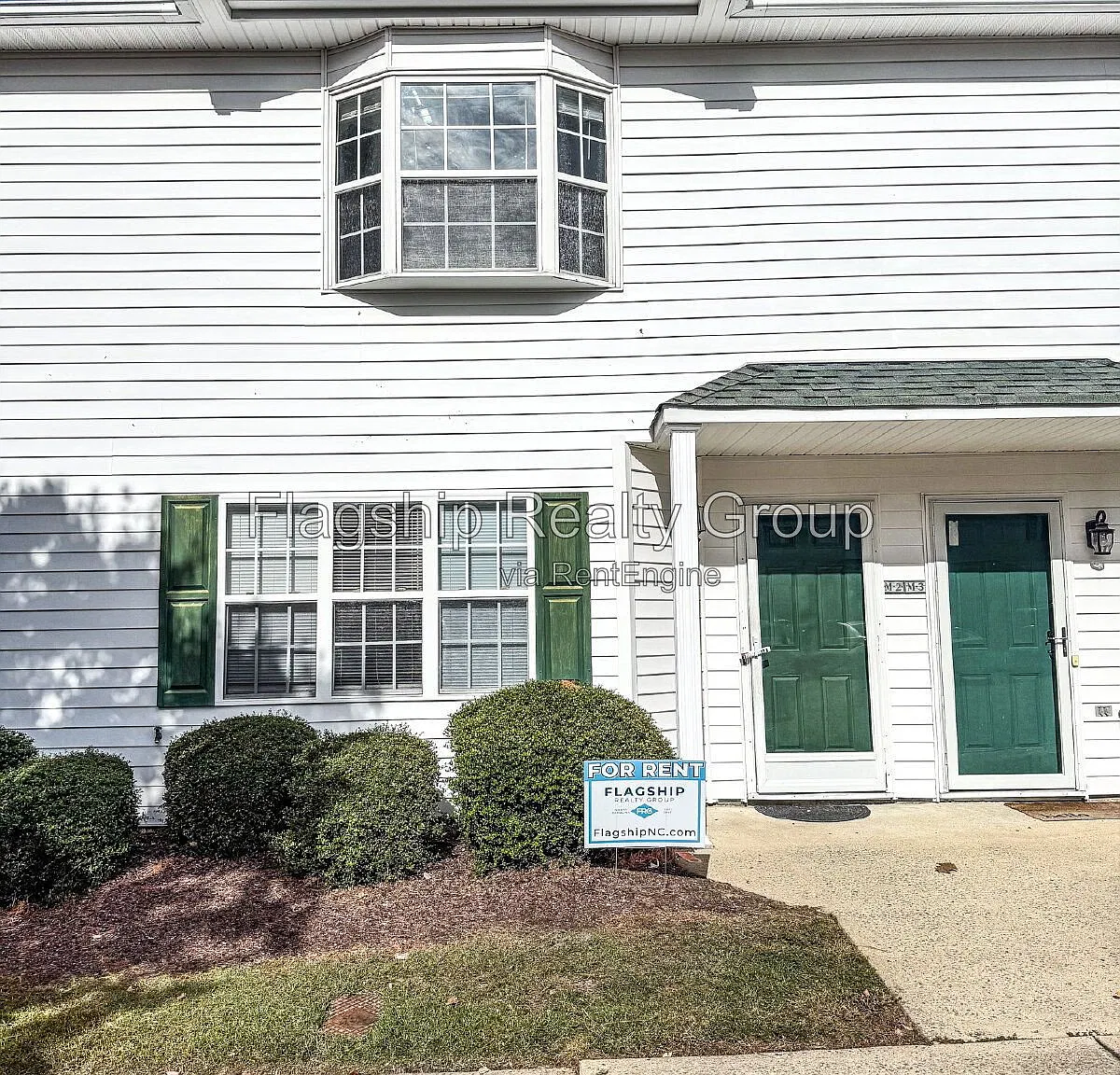 2 bed, 1.5 bath, 1453 sqft, $1,200 — Photo 1