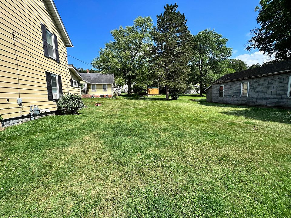 2nd image of 0 N 15th St