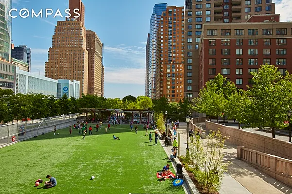 Rented by Compass | media 22