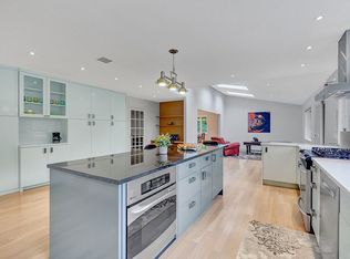 3085 Quinlan St, Yorktown Heights, NY 10598