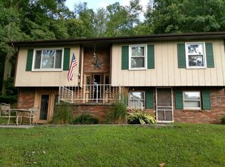 55 Sims Hill Rd, Elizabethton, TN 37643
