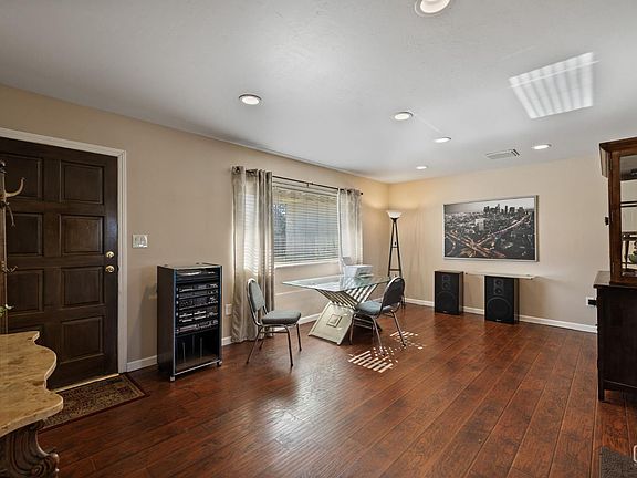 4th image of 17316 Brimhall Rd