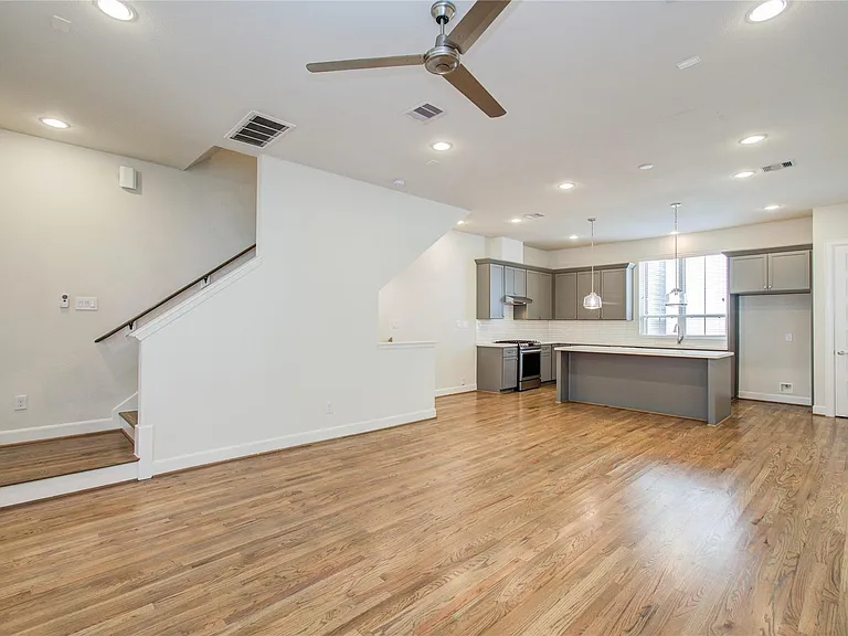 2810 Grand Fountains Dr #B — Photo 12