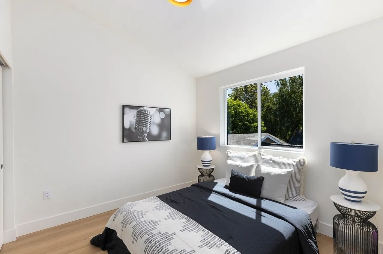 3 bed, 1929 sqft, $4,600 — Photo 3