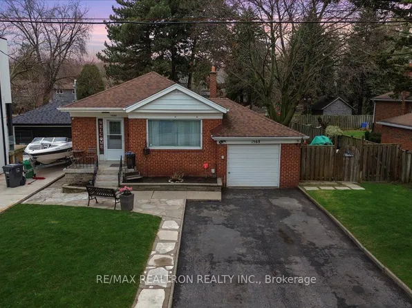 1568 Asgard Dr, Mississauga, ON L5E 2B9