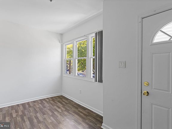3rd image of 4649 N Marvine St