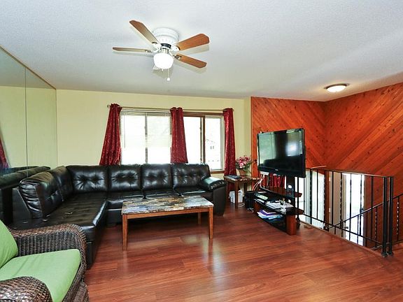 3rd image of 8101 N College Park Dr