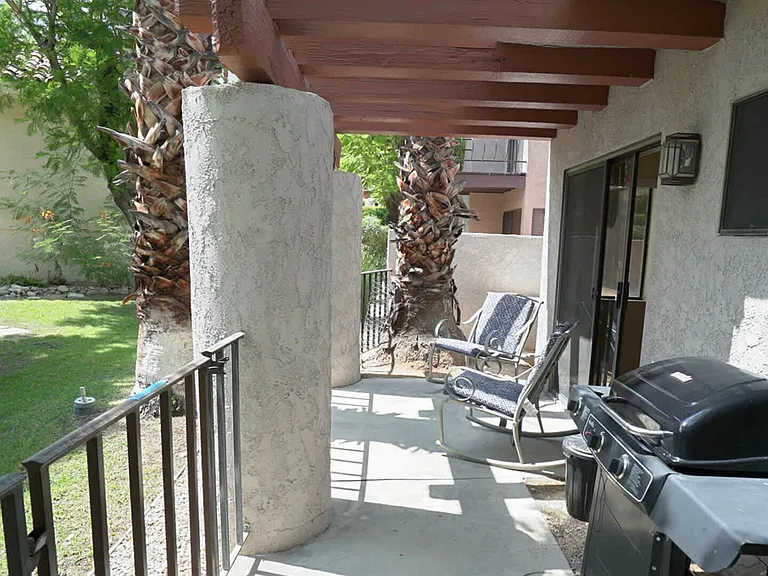 Canyon Cir N — Photo 8