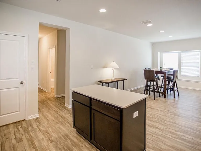 242 Mossycup Dr — Photo 15