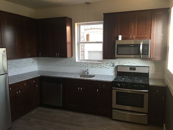 3rd image of 1531 E 71st Pl #1