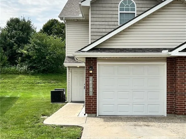 13680 Oak Valley Dr, Platte City, MO 64079