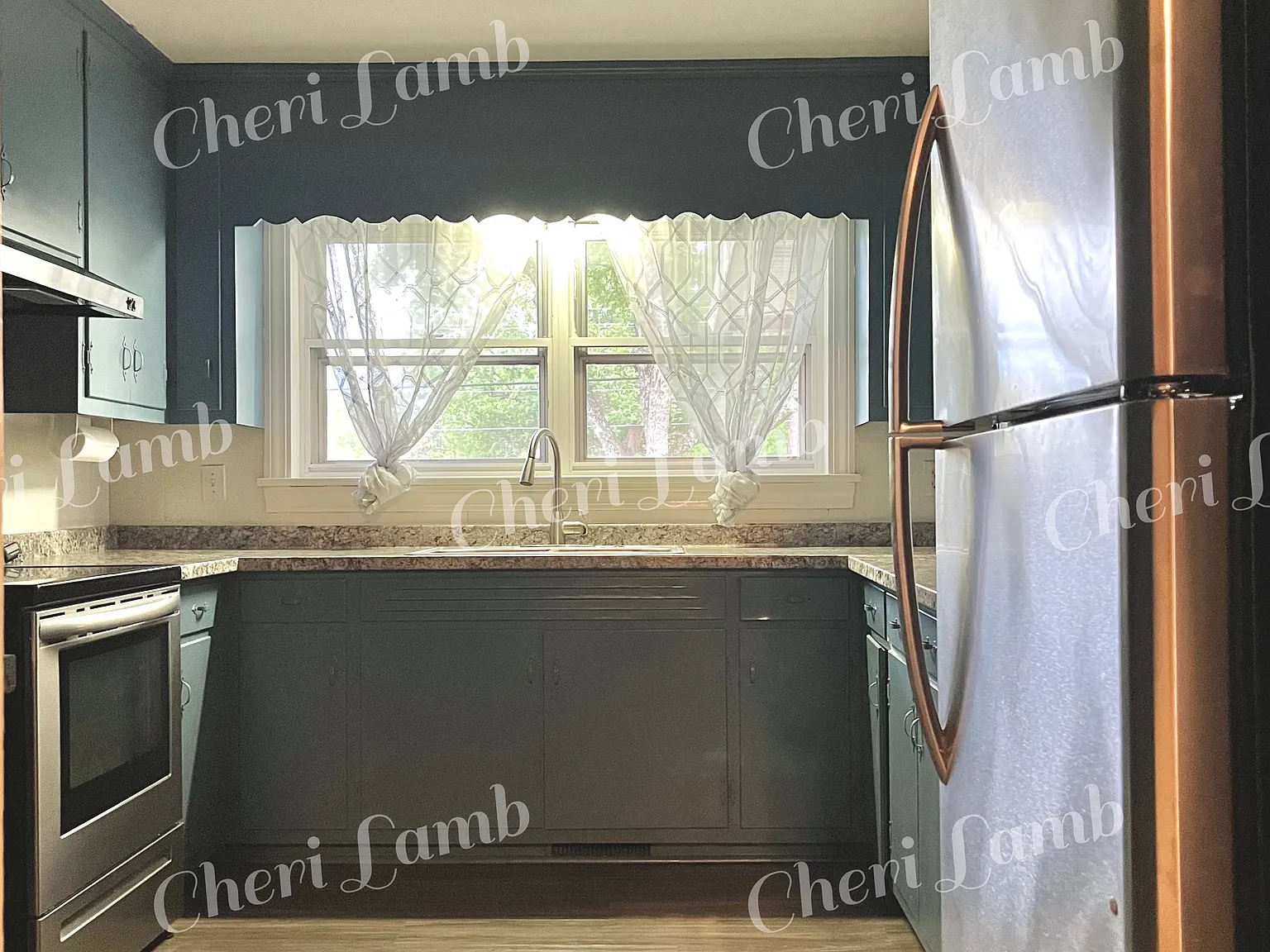 4 bed, 1830 sqft, $2,100 — Photo 2