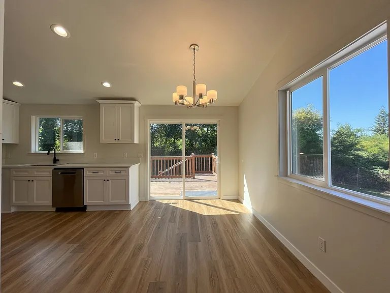 5121 SE 136th Ave — Photo 17