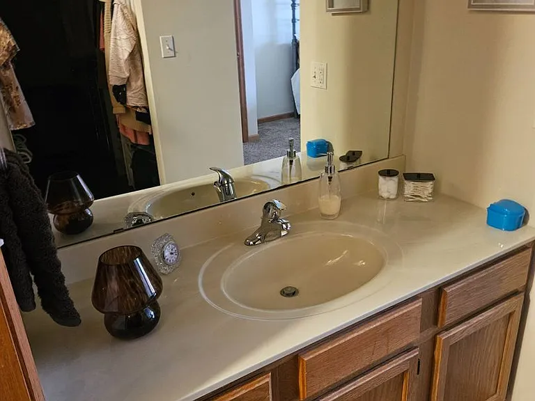 W239N5856 Maple Ave #1 — Photo 7