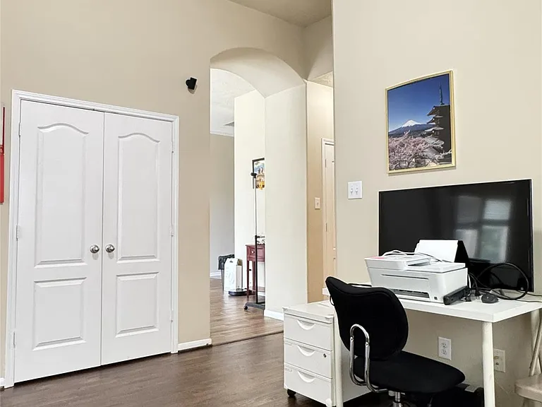 6106 Brookmall Dr — Photo 23