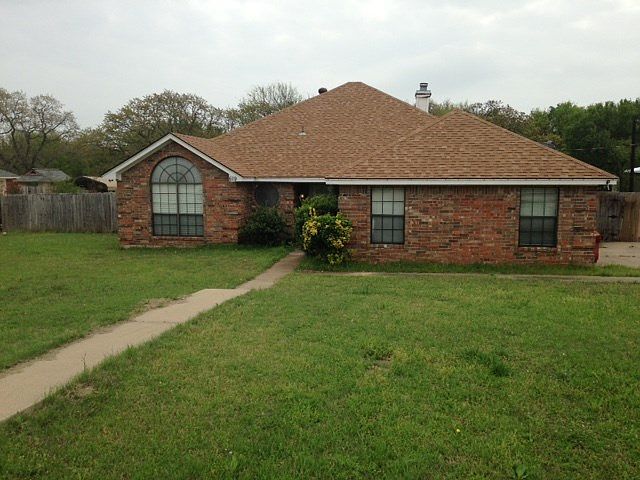 1st image of 619 Oldham Ln