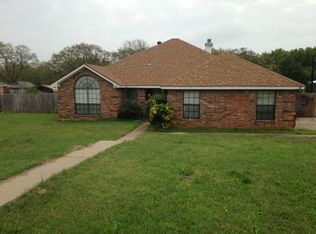 619 Oldham Ln, Granbury, TX 76048