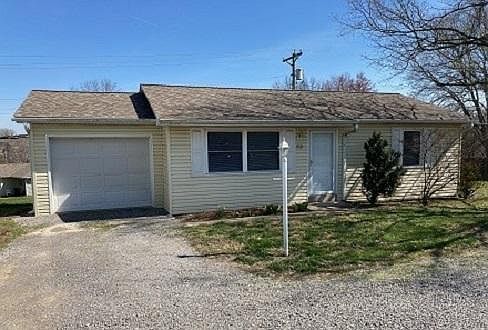 1st image of 912 Susan Ln