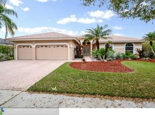 7228 NW 63rd Ter, Pompano Beach, FL 33067