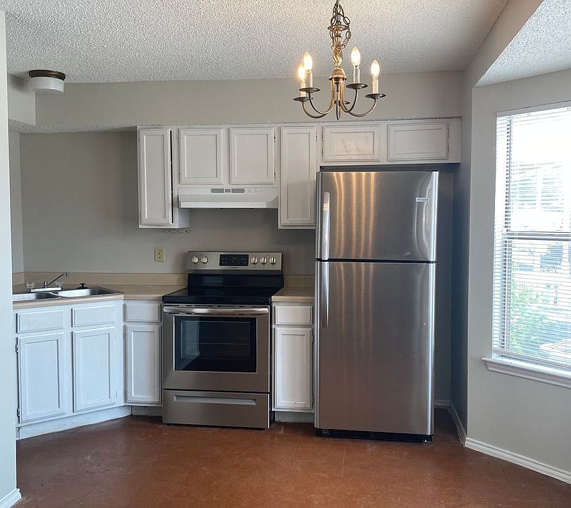 1st image of 4103 Lennox APT 1