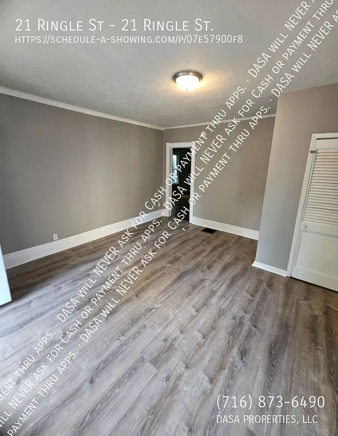 21 Ringle - 2 Bed / 1 Bath — Photo 3