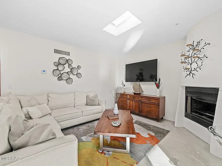 9350 E Speedway Blvd #21 — Photo 5