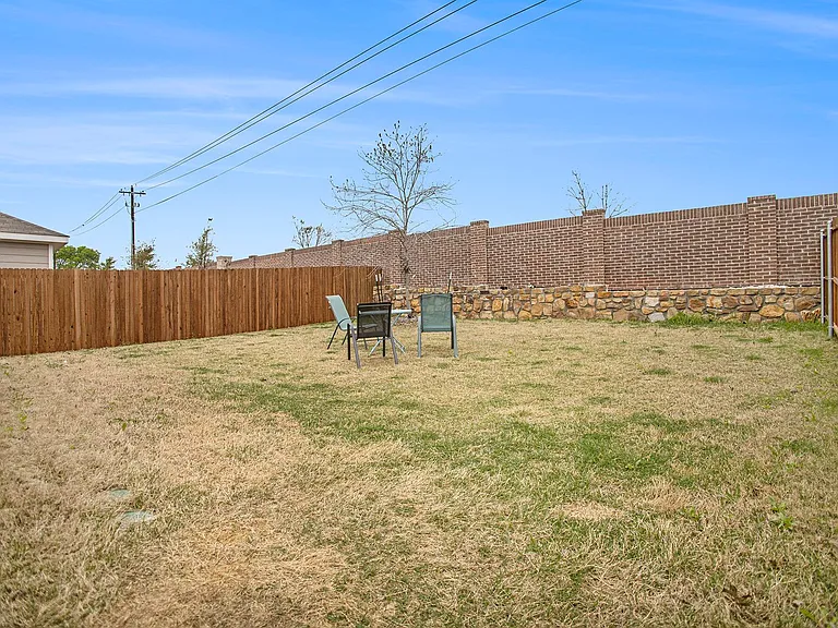 3624 Bluebird Ln — Photo 23